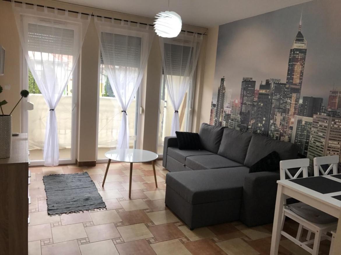 Beach Deluxe Apartman Hajdúszoboszló Eksteriør billede